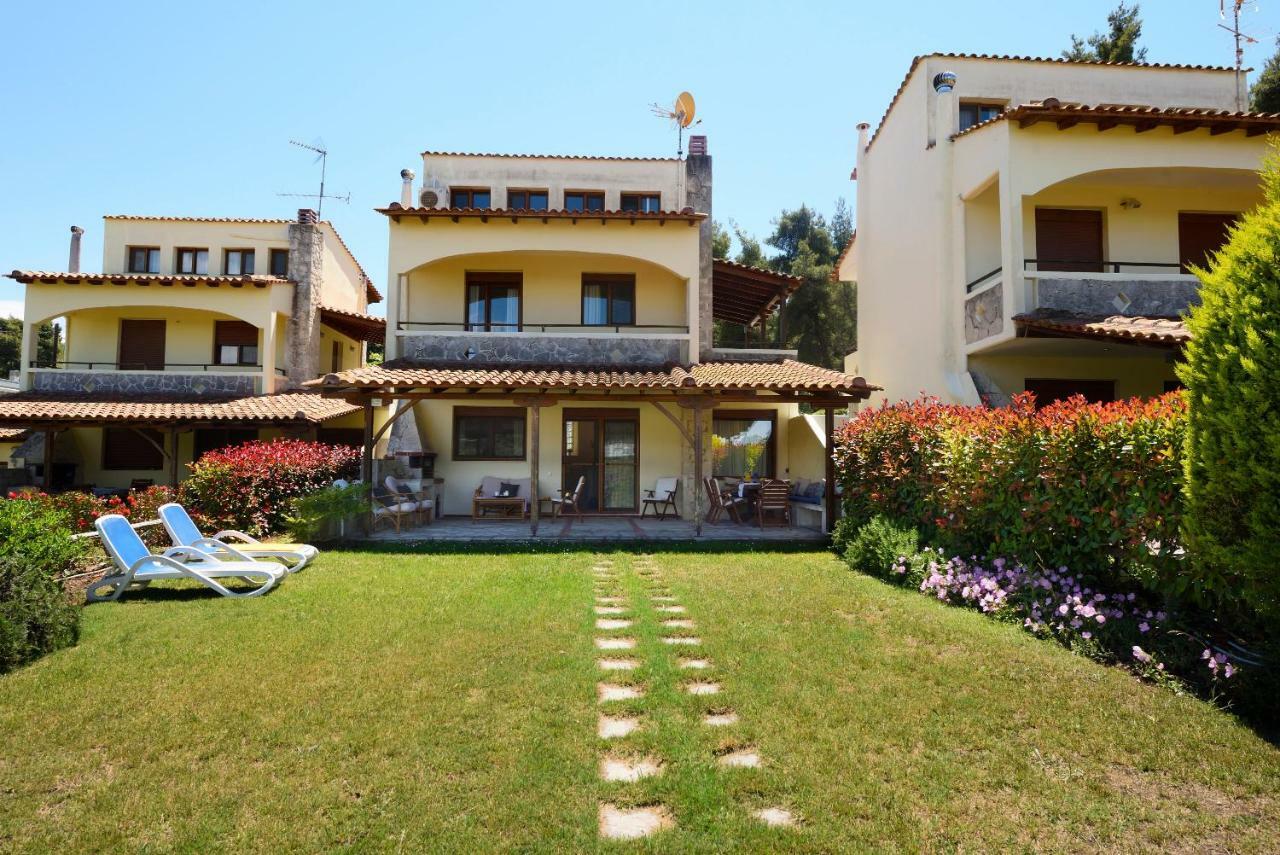 Sani Beach Villa Exterior photo